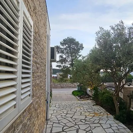 Apartman Gloria *
